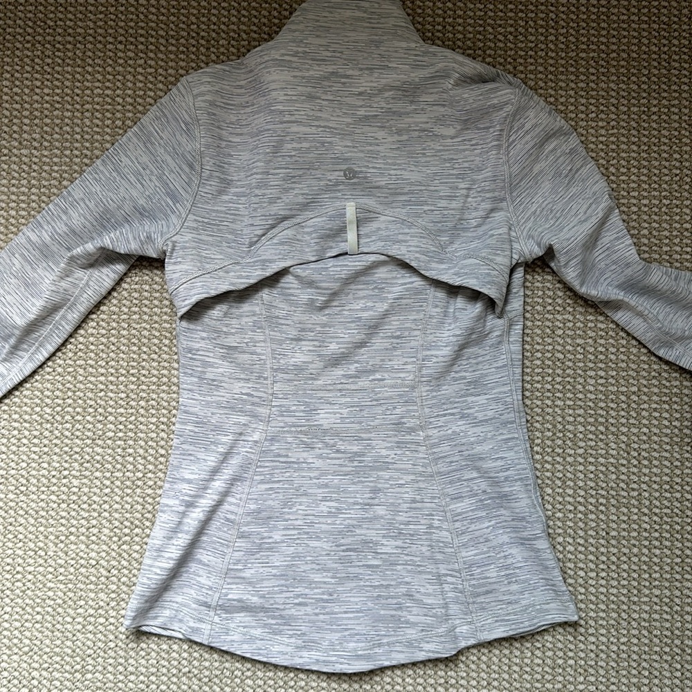 Lululemon Define Jacket - Picture 4 of 5